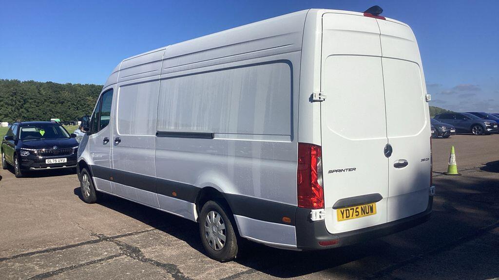 Mercedes-Benz Sprinter
